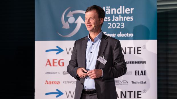 In seiner Präsentation berichtet Dr. Kai Hudetz, Geschäftsführer beim Beratungsunternehmen IFH Köln GmbH, über die aktuelle Situation im Handel.