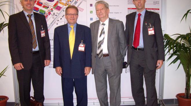 CE-Markt Team auf der IFA 2007: (v.l.) Lutz Rossmeisl, Wolfram Bangert, Klaus Nestele, Jan Uebe, Foto: ju