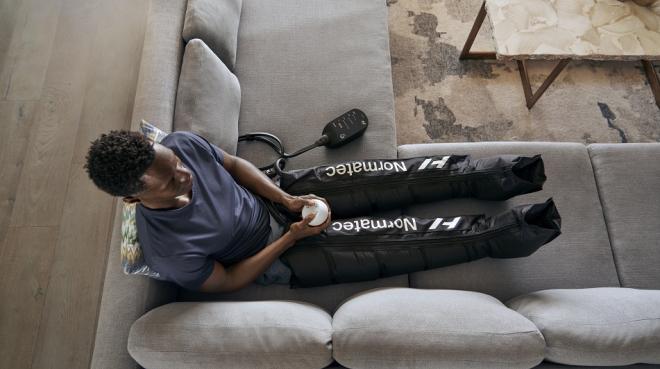 Normatec 3 bietet schnelle Erfrischung für die Beine, Foto: Hyperice